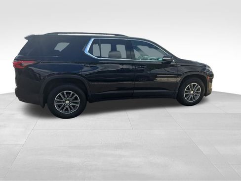 Used 2023 Chevrolet Traverse LT w/ LPO, Floor Liner Package AWD/4WD image 6