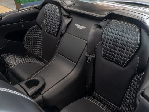 Used 2014 Aston Martin Vanquish Volante image 10