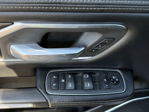 Used 2021 RAM 1500 Laramie w/ Sport Appearance Package image 11