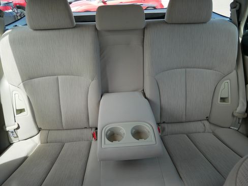 Used 2013 Subaru Outback 2.5i Premium AWD/4WD image 13