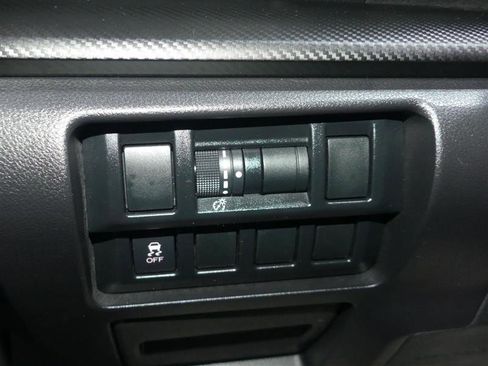 Used 2020 Subaru Impreza 2.0i image 28