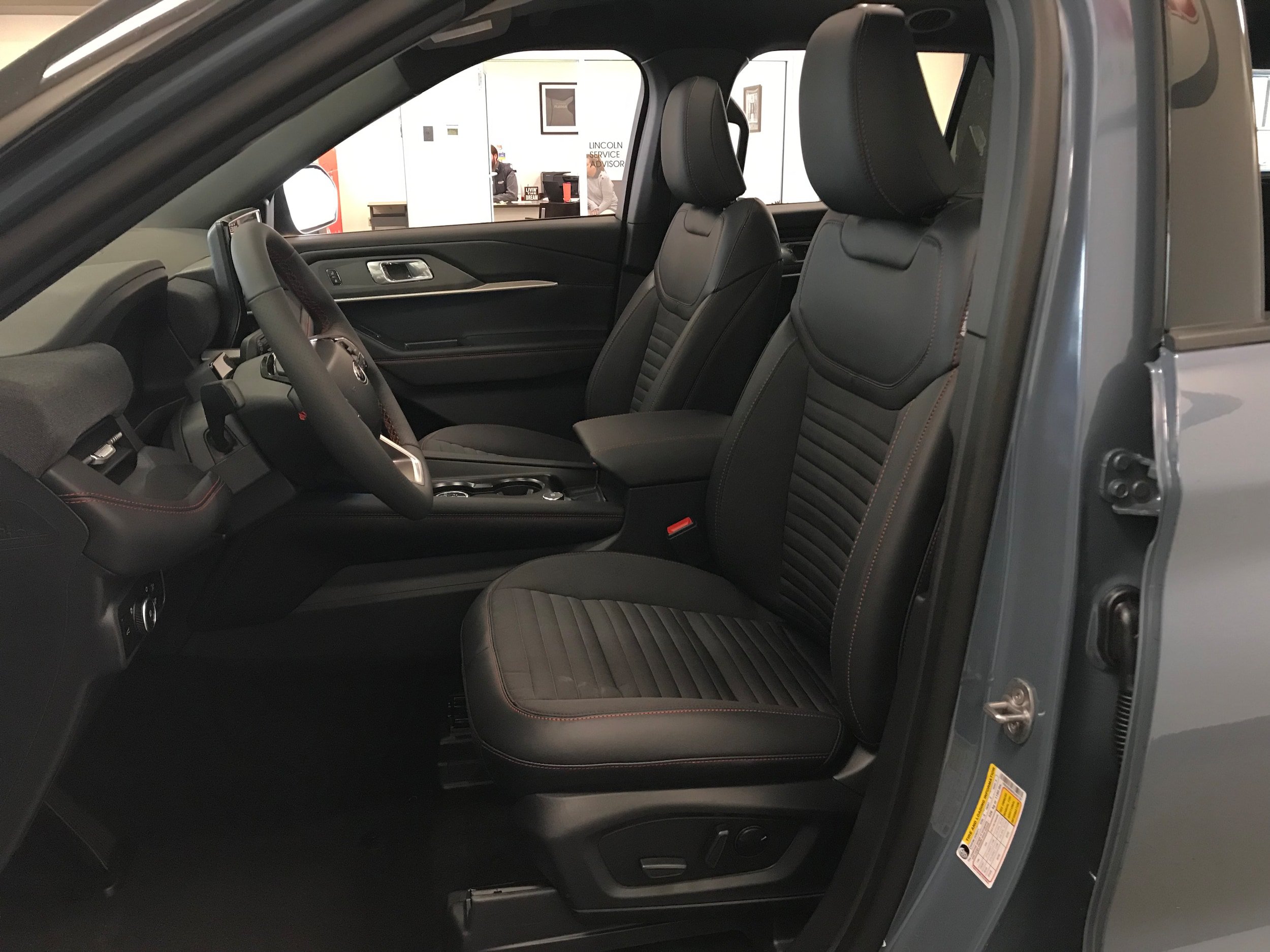 New 2027 Ford Explorer ST-Line w/ Premium Package AWD/4WD image 15
