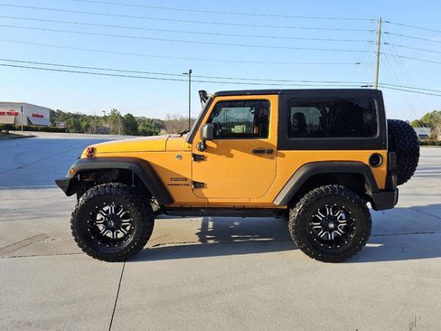 Used 2013 Jeep Wrangler Sport image 12