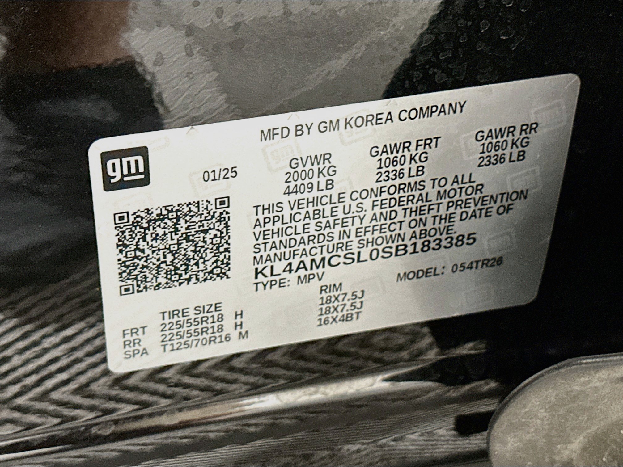 Used 2025 Buick Encore GX Preferred AWD/4WD image 12