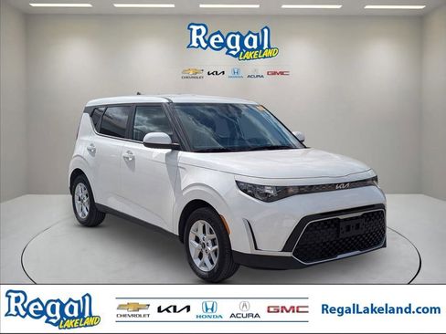 Used 2024 Kia Soul LX w/ Option Group 015 image 1