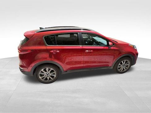 Used 2021 Kia Sportage S w/ S FWD Premium Package image 3