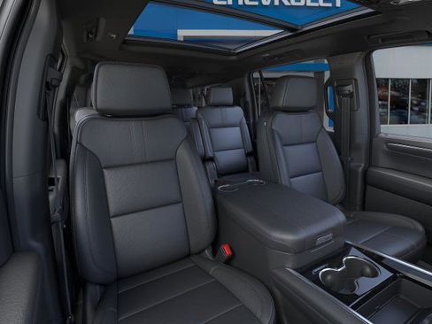 New 2026 Chevrolet Suburban RST image 51