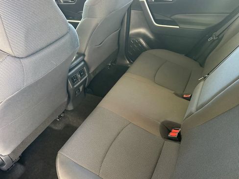 Used 2025 Toyota RAV4 LE AWD/4WD image 13