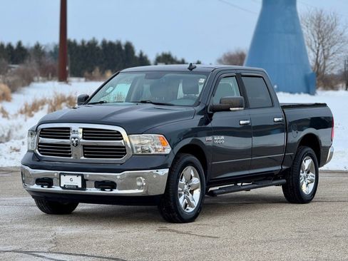 Used 2017 RAM 1500 Big Horn image 3