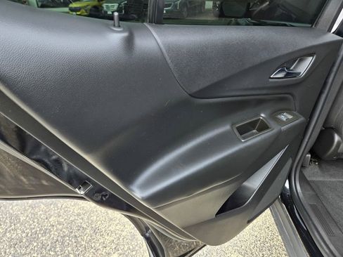 Used 2022 Chevrolet Equinox LT image 34