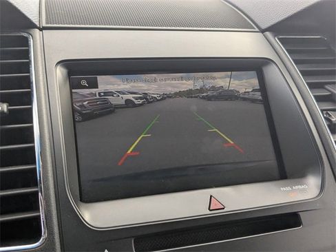 Used 2015 Ford Taurus Limited image 16