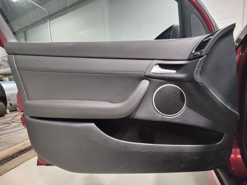 Used 2009 Pontiac G8 GXP image 20