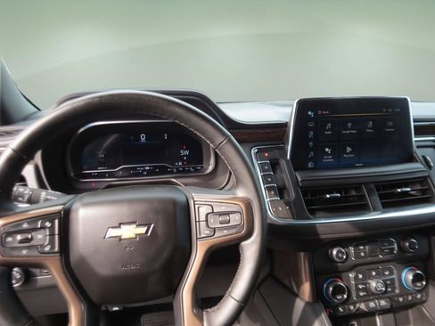 Certified 2024 Chevrolet Tahoe High Country AWD/4WD image 22