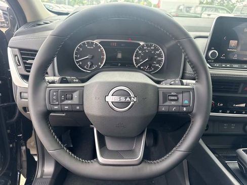 New 2026 Nissan Rogue SV FWD image 24