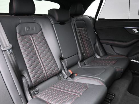 Used 2023 Audi RS Q8 AWD/4WD image 25
