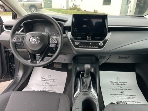 Used 2024 Toyota Corolla LE FWD image 15