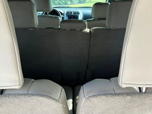 Used 2013 Ford Explorer XLT FWD image 7