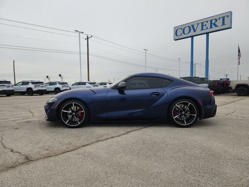 Used 2020 Toyota Supra Premium w/ Driver Assist Package RWD image 4
