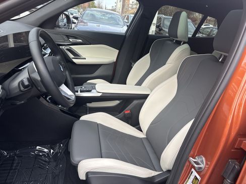 Used 2025 BMW X2 xDrive28i image 18