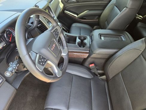 Used 2016 GMC Yukon SLT w/ Open Road Package image 15