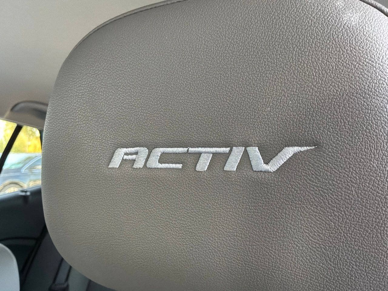 Used 2025 Chevrolet Trax ACTIV w/ Driver Confidence Package FWD image 12