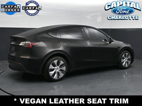 Used 2023 Tesla Model Y Long Range AWD/4WD image 7