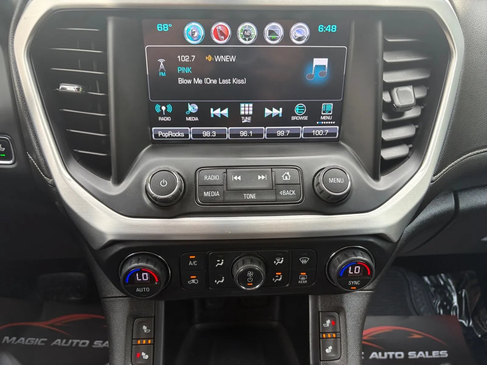 Used 2019 GMC Acadia SLT AWD/4WD image 25
