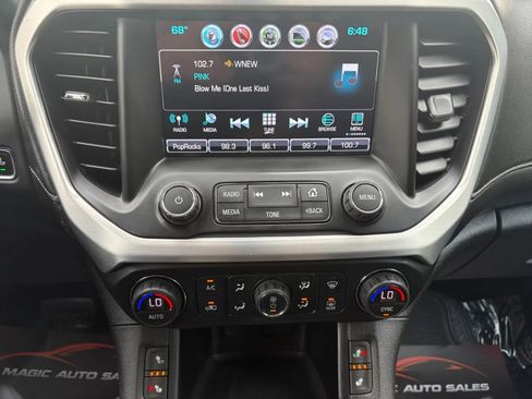 Used 2019 GMC Acadia SLT AWD/4WD image 25