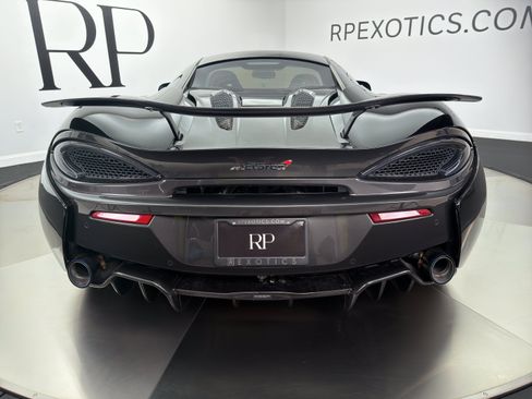 Used 2016 McLaren 570S Coupe RWD image 14