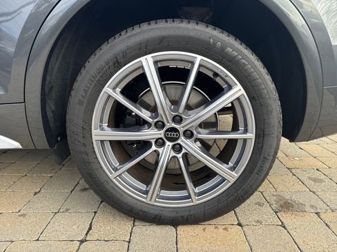 Used 2024 Audi SQ5 Premium Plus w/ Premium Plus Package image 29