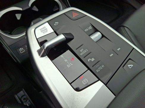 New 2026 BMW X1 xDrive28i w/ Technology Package image 15