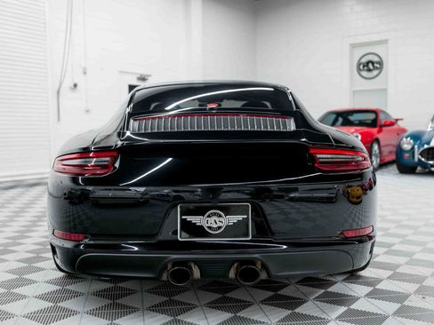 Used 2018 Porsche 911 Carrera T RWD image 8
