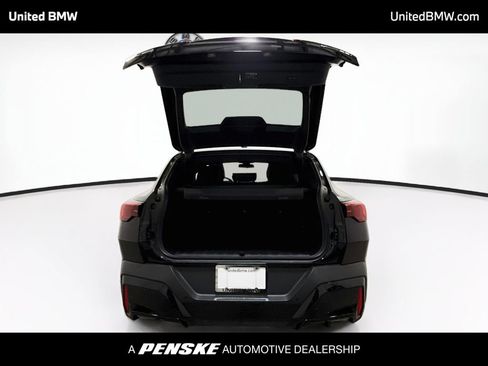 Used 2026 BMW X2 xDrive28i w/ Technology Package AWD/4WD image 13