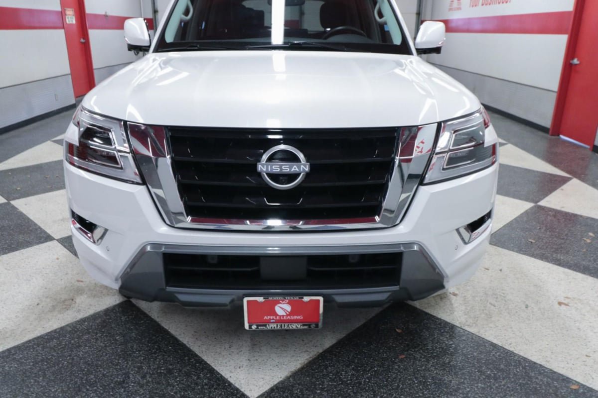 Used 2023 Nissan Armada SL w/ Cargo Package RWD image 4