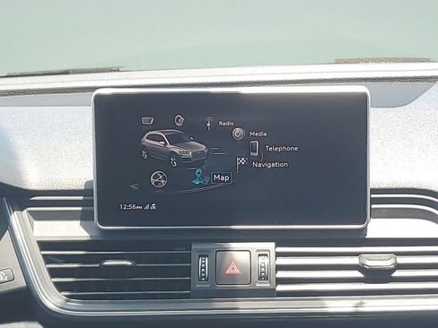 Used 2018 Audi Q5 2.0T Premium Plus AWD/4WD image 14