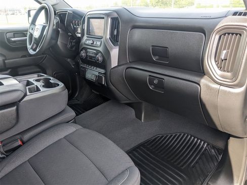 Used 2022 Chevrolet Silverado 1500 Custom image 28