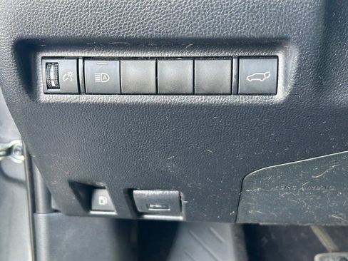 Used 2019 Toyota RAV4 XSE image 14