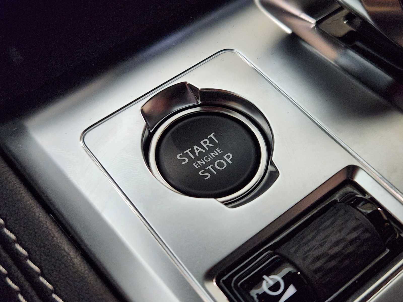 New 2026 Jaguar F-PACE R-Dynamic S AWD/4WD image 21