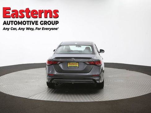 Used 2023 Nissan Sentra SR w/ SR Premium Package image 37