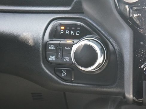 Used 2023 RAM 1500 Big Horn AWD/4WD image 22