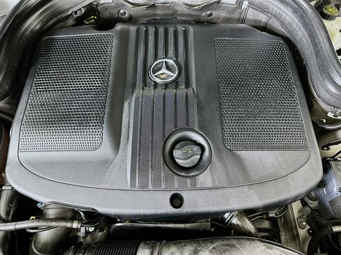 Used 2015 Mercedes-Benz GLK 250 BlueTEC 4MATIC image 34