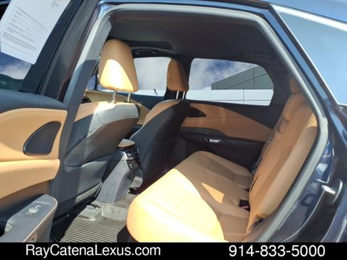 Certified 2024 Lexus RX 350 Premium w/ Accessory Package (Z1) AWD/4WD image 17