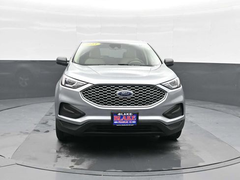 Used 2023 Ford Edge SE AWD/4WD image 3