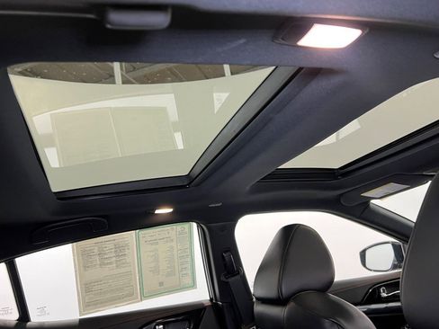 Used 2020 Nissan Maxima SR w/ Sport Mat Group image 16