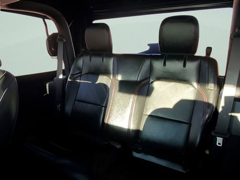 Used 2021 Jeep Wrangler Rubicon image 23