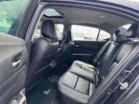 Used 2016 Acura TLX w/ Technology Package FWD image 10