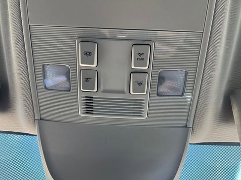 Used 2025 Volkswagen Taos S image 28