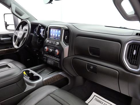 Used 2022 GMC Sierra 2500 Denali w/ Denali Ultimate Package AWD/4WD image 17
