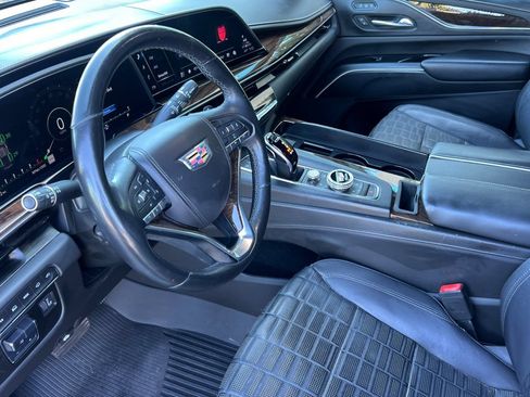 Used 2021 Cadillac Escalade Premium Luxury Platinum AWD/4WD image 10