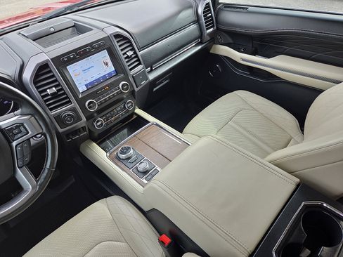 Used 2020 Ford Expedition Platinum image 14